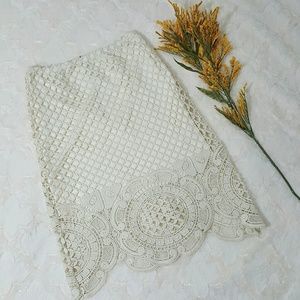 Cream Crochet Skirt Size S